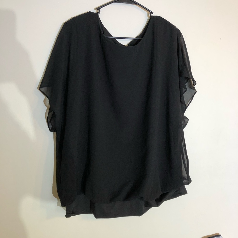 Solid black flowy blouse